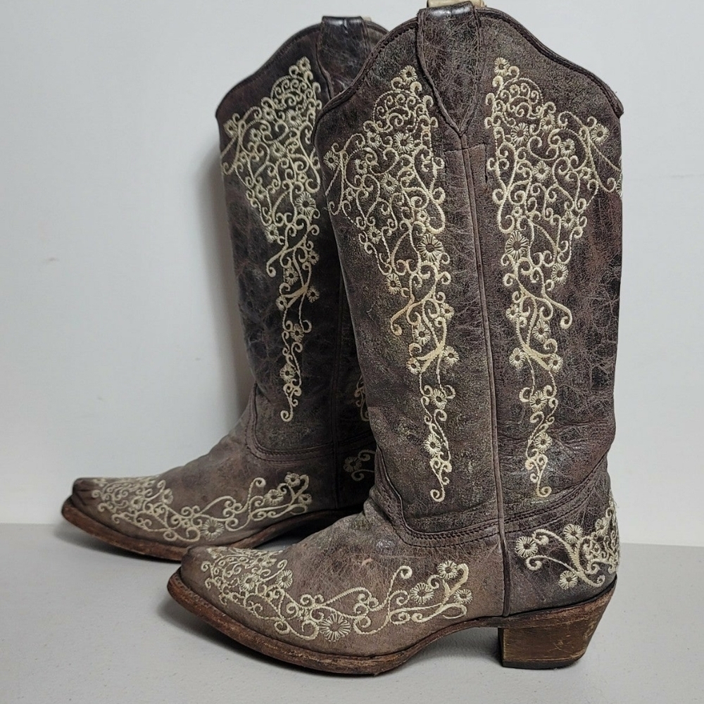 Corral A1094 Women's 6M Tan Leather Cream Embroidered Snip Toe Western Boots - Picture 3 of 12